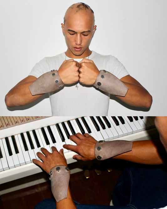 AOYOS x SADDERMANDER LEATHER PATCHES BRACELET
